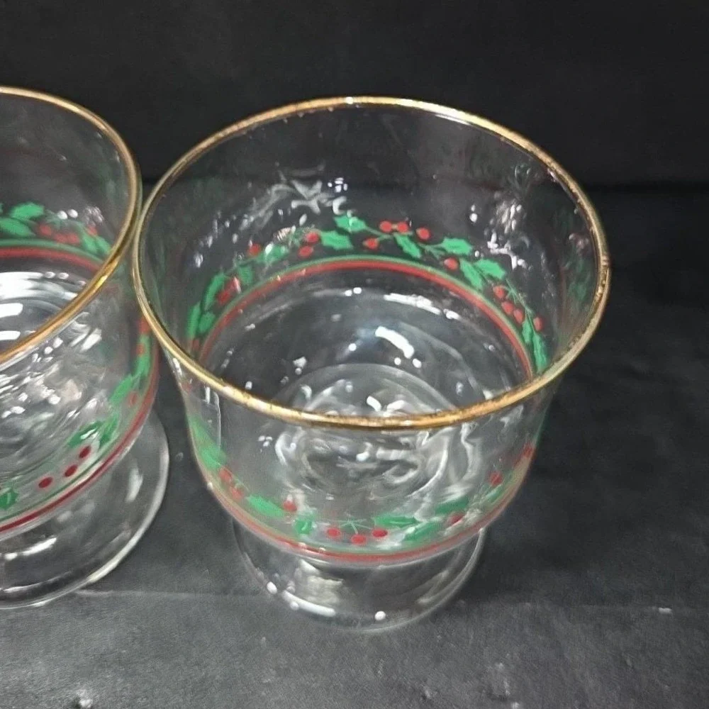 Libbey Christmas‎ Dessert Glasses, Set of 2, Vintage Holly & Berries Design